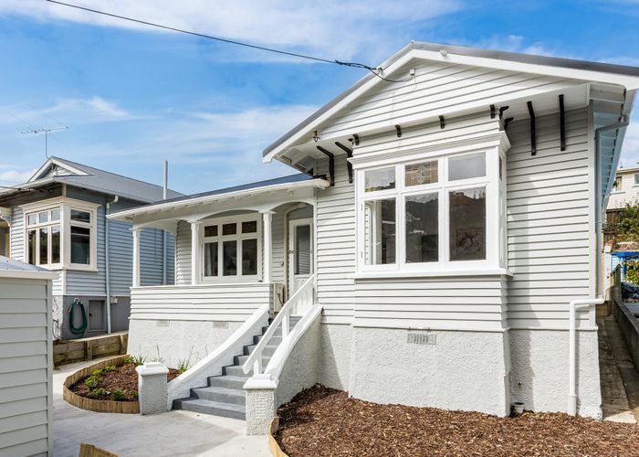  at 39 Hohiria Road, Hataitai, Wellington