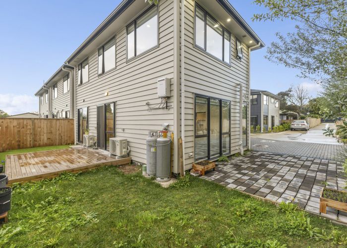  at 43F Beach Road, Pahurehure, Papakura, Auckland