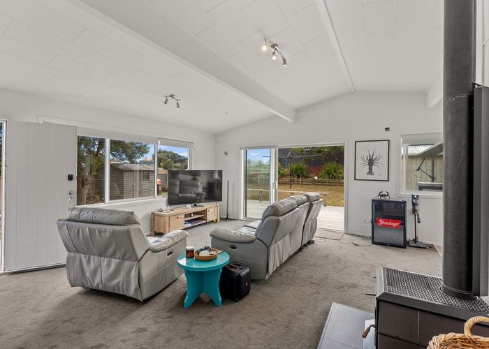  at 16 Karaka Street, Otaki Beach, Kapiti Coast, Wellington