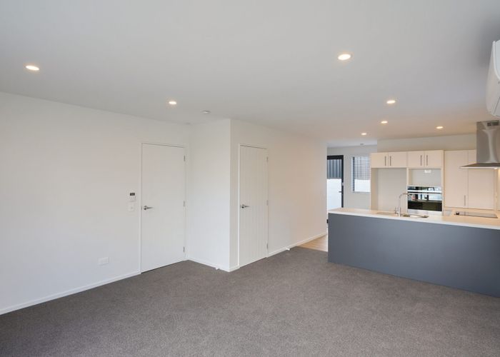  at 2 Wheatsheaf Lane, Heathcote, Christchurch City, Canterbury