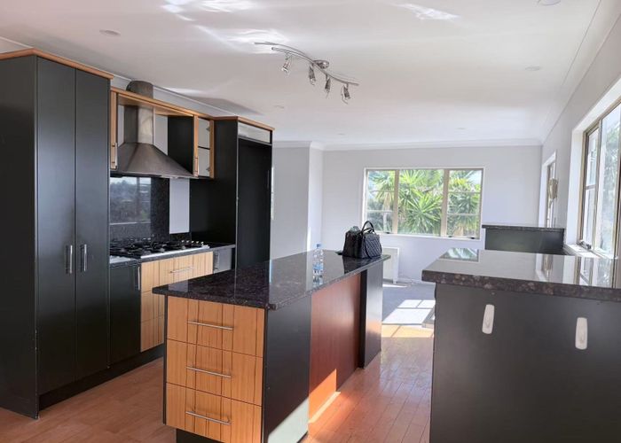  at 9 Maidstone Place, Pinehill, North Shore City, Auckland