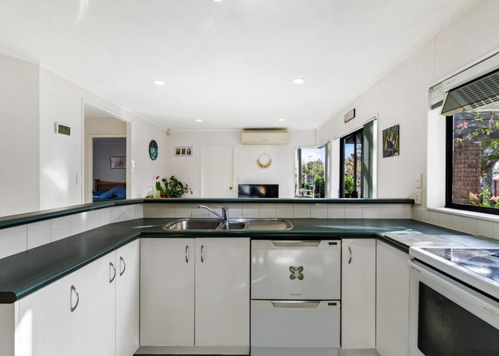  at 39 Sheriff Place, Randwick Park, Manukau City, Auckland