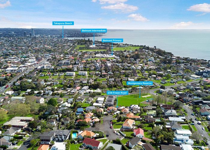  at 2/30 Fraser Road, Narrow Neck, North Shore City, Auckland
