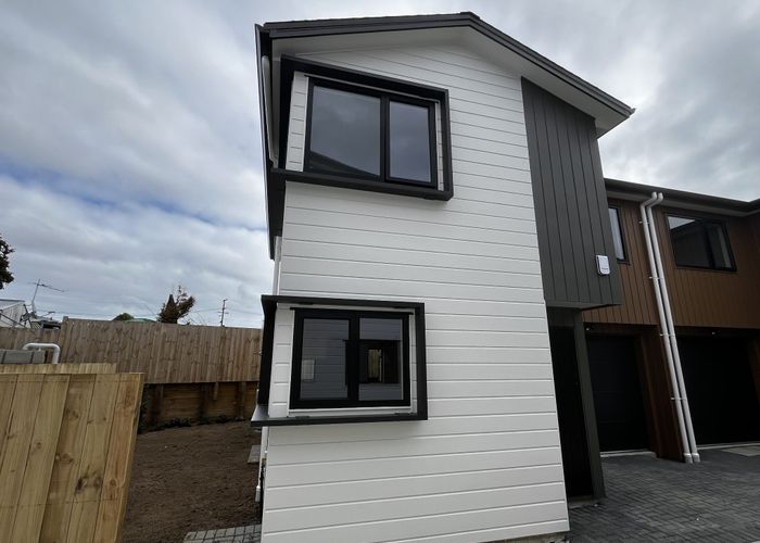  at 1 O'Connell Street, Manurewa, Auckland