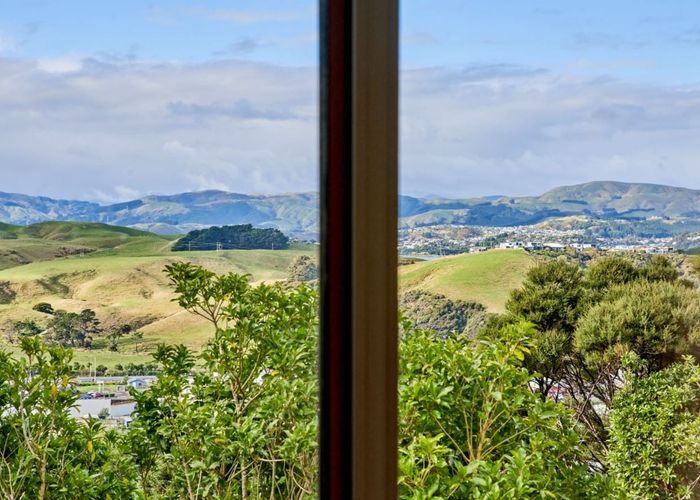  at 24C The Track, Plimmerton, Porirua
