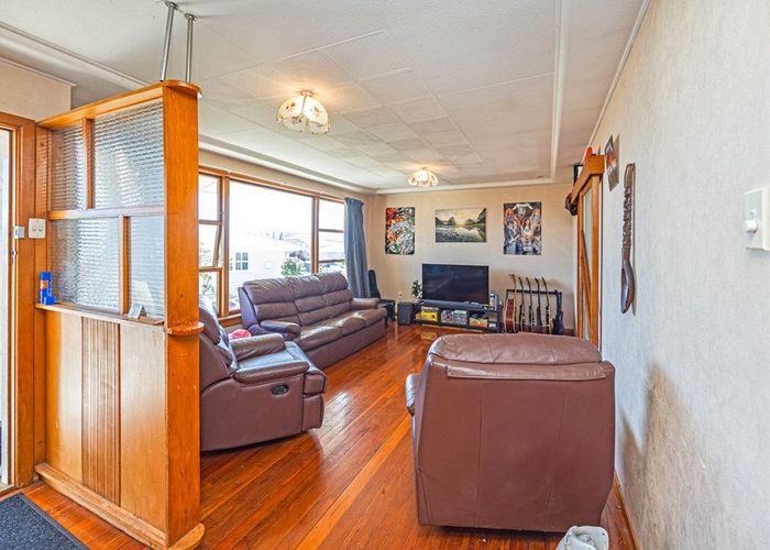  at 39 Arrow Crescent, Holmes Hill, Oamaru