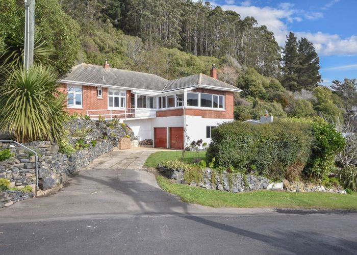 For sale 10 Irvine Road, The Cove, Dunedin, Otago homes.co.nz