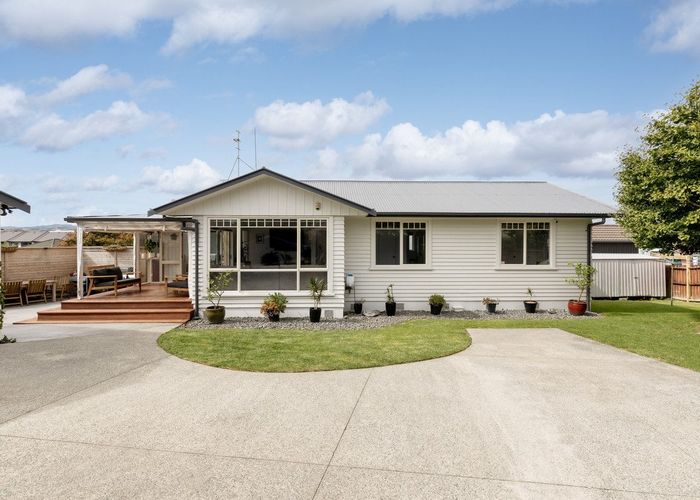  at 6 Grantleigh Way, Pyes Pa, Tauranga