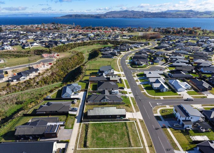  at 40 Wai Terrace, Wharewaka, Taupo, Waikato