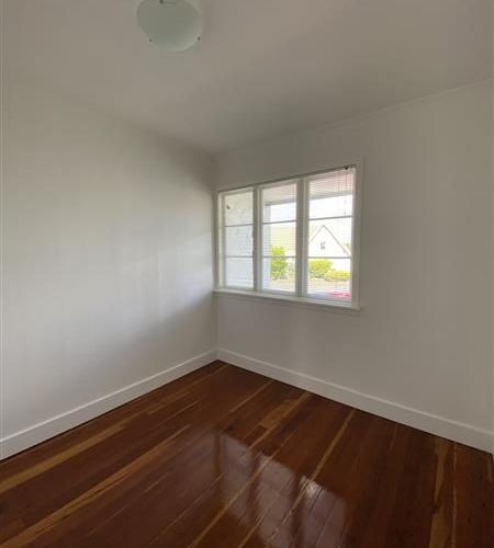  at 2/400 Mount Eden Road, Mount Eden, Auckland City, Auckland