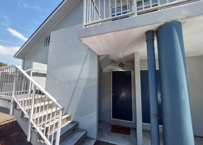  at 6/14 Brougham Street, Addington, Christchurch