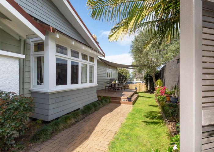  at 209 Church Street, Onehunga, Auckland