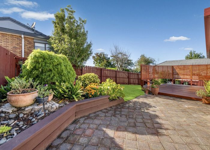  at 97 Gosford Drive, Botany Downs, Manukau City, Auckland