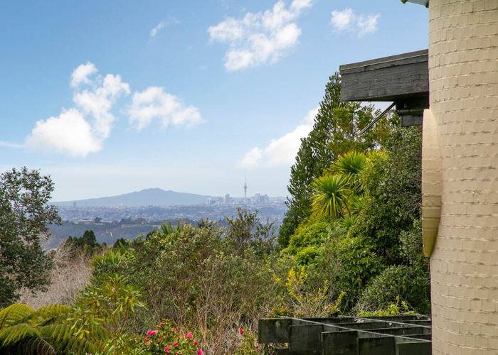  at 10 Atarua Gardens, Waiatarua, Auckland