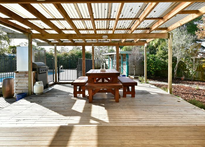  at 20 Aitkenhead Court, Parakai, Helensville