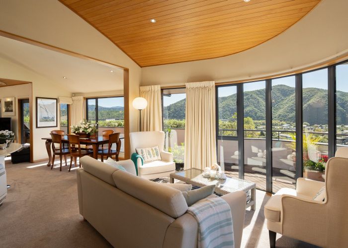  at 8 Moana Heights, Waikawa, Picton