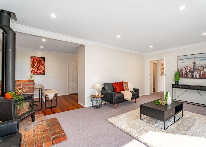  at 564 Main Road North, Timberlea, Upper Hutt, Wellington
