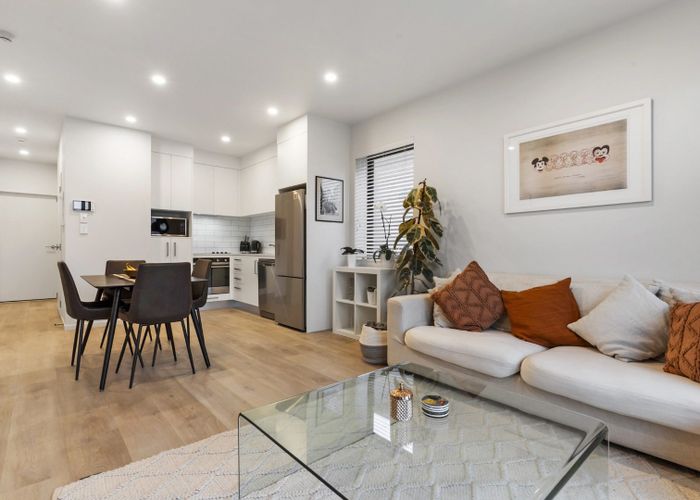  at 2A/205 Matatiki Street, Northcote, North Shore City, Auckland