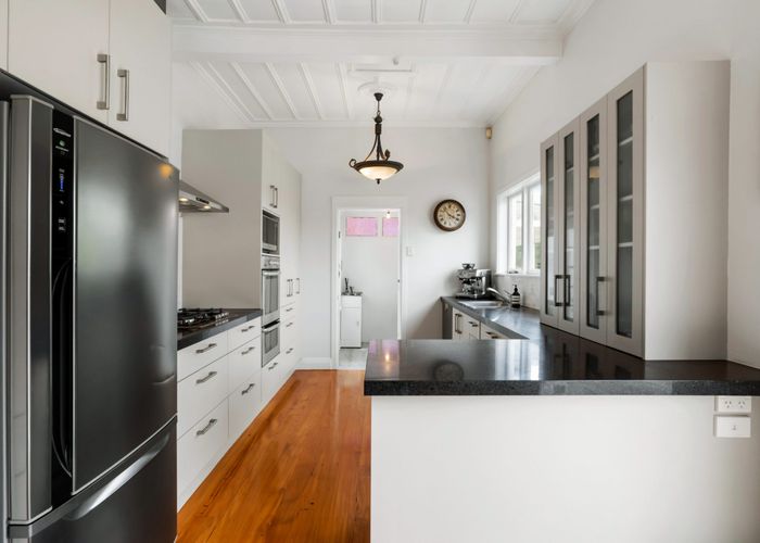  at 86 Ladies Mile, Remuera, Auckland