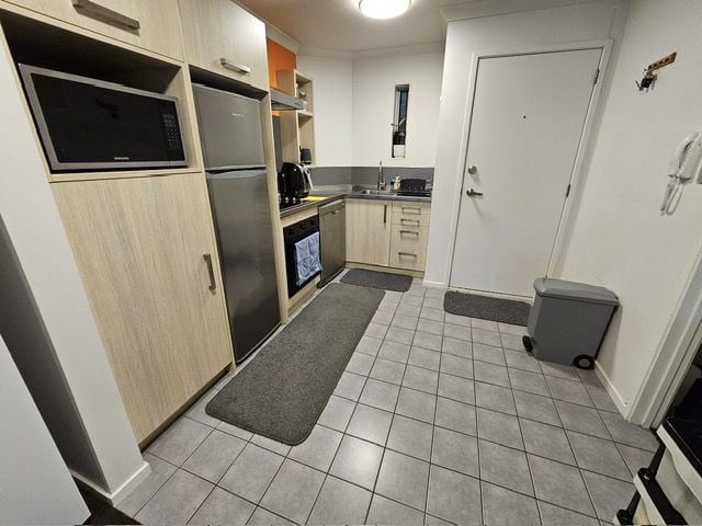  at 2/15 Minnie Street, Eden Terrace, Auckland City, Auckland