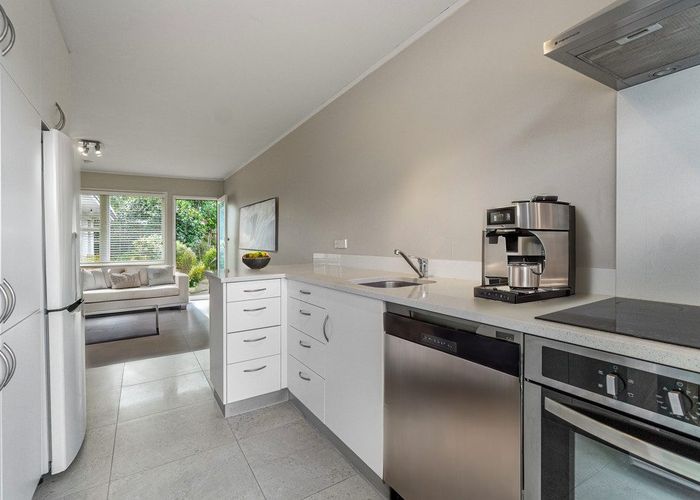  at 5/77 Wellington Street, Howick, Manukau City, Auckland