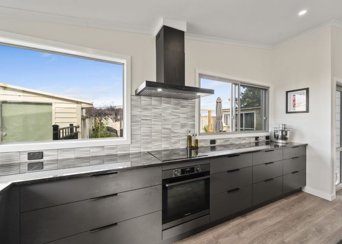  at 112 Clarence Cox Crescent, Pirimai, Napier, Hawke's Bay