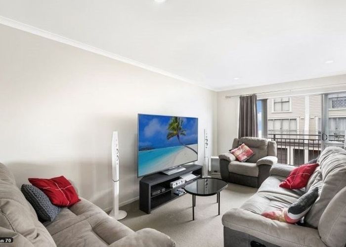  at 289 Shirley Road, Papatoetoe, Manukau City, Auckland
