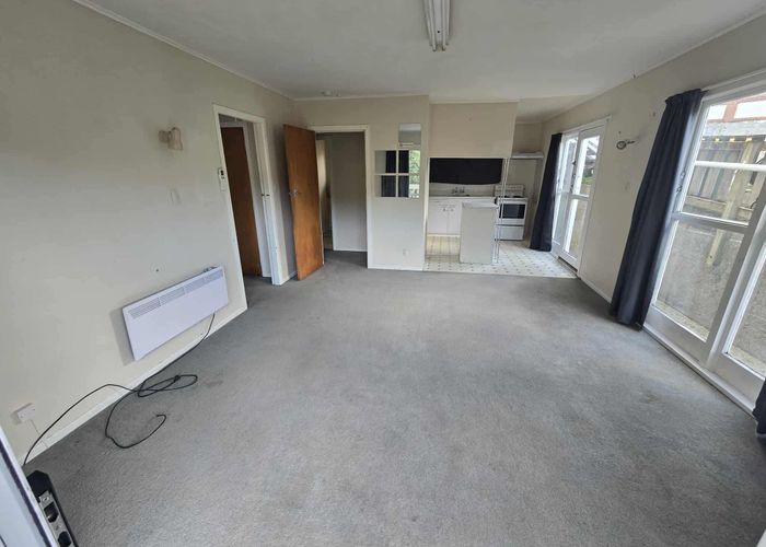  at 4/15a Rakeiora Grove, Korokoro, Lower Hutt, Wellington