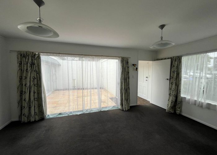  at 6 Wilding Avenue, Epsom, Auckland City, Auckland