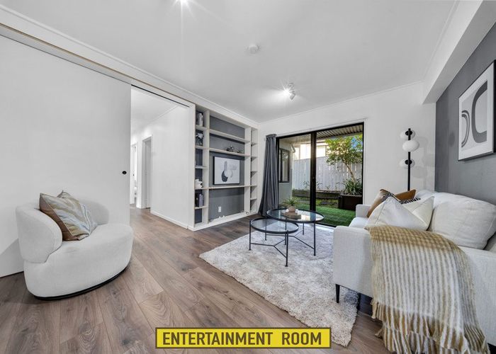  at 2/17 Lynton Road, Bucklands Beach, Manukau City, Auckland