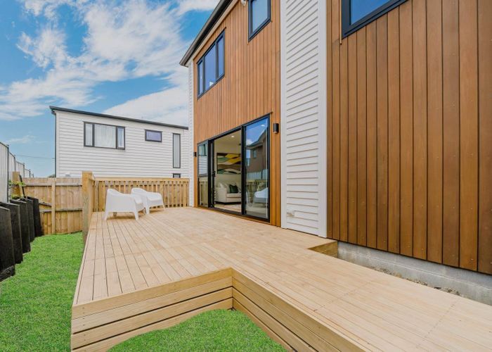  at Lot 3/5 Crystal Avenue, Glendene, Waitakere City, Auckland