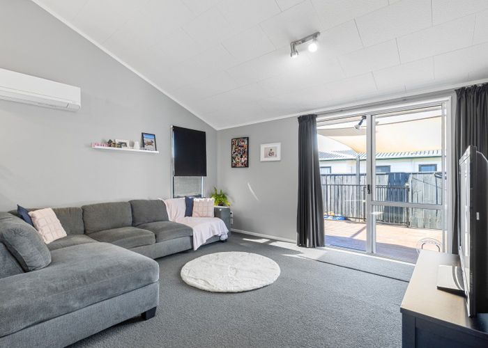  at 124B Roberts Line, Kelvin Grove, Palmerston North