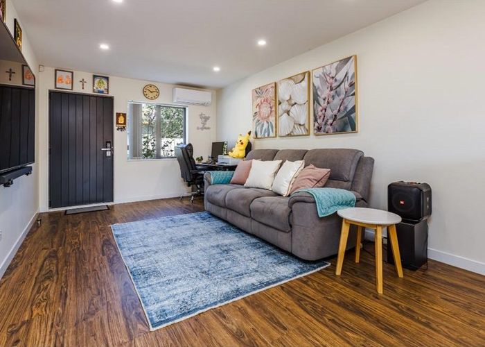  at 17E Ewbank Place, Manurewa, Manukau City, Auckland
