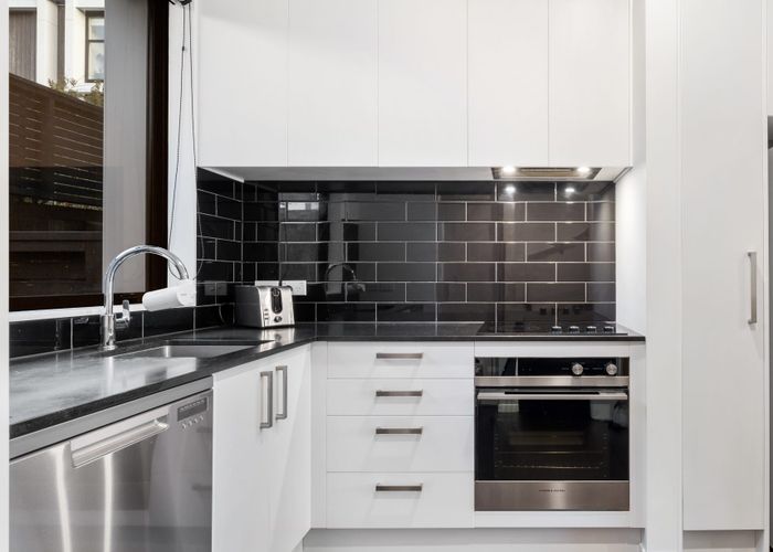  at 17/37 Glen Atkinson Street, Saint Heliers, Auckland City, Auckland