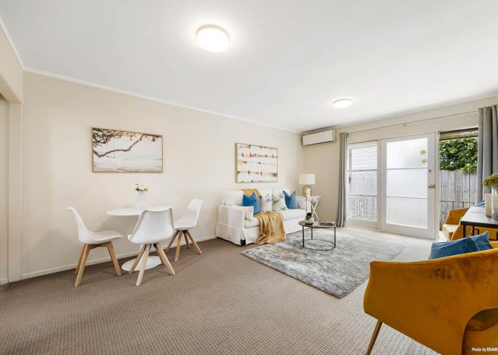  at 3/12 Viewland Avenue, Onehunga, Auckland