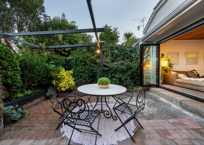  at 1/5 Park Avenue, Takapuna, Auckland