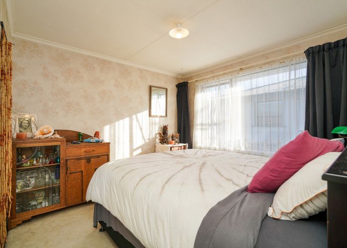  at 11 Lothian Crescent, Strathern, Invercargill