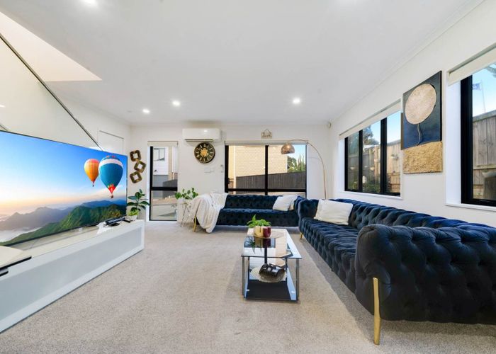  at 2 Dewan Lane, Papatoetoe, Manukau City, Auckland