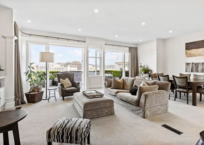  at 30 Talavera Terrace, Kelburn, Wellington