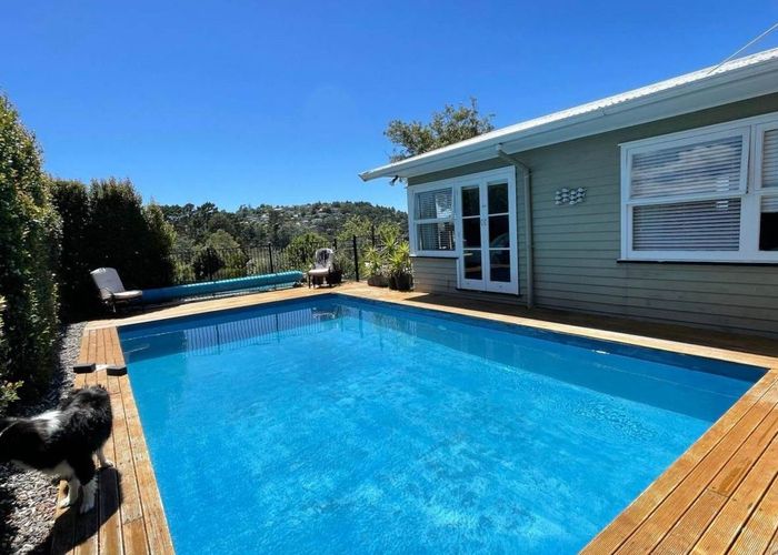  at 6 O'Donn Avenue, Beach Haven, Auckland