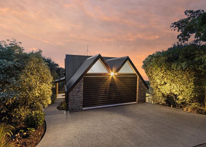  at 239 Cannon Hill Crescent, Mount Pleasant, Christchurch