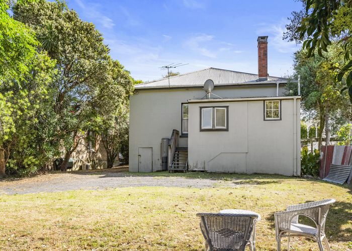  at 18 Sandringham Road, Mount Eden, Auckland City, Auckland