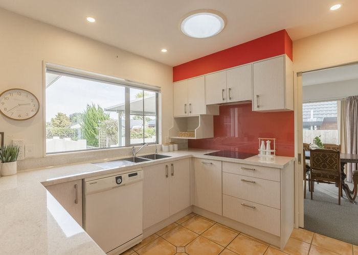  at 318 Manly Street, Paraparaumu Beach, Kapiti Coast, Wellington