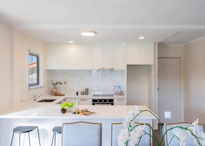  at 80 Nile Road, Milford, Auckland