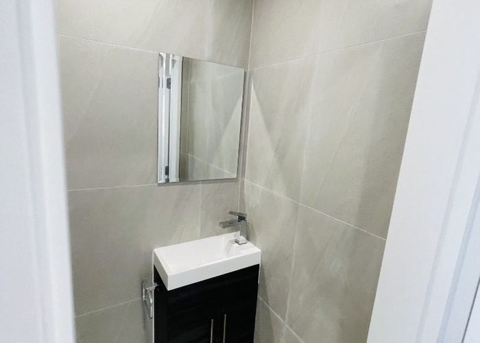  at 5/156 (*) coxhead road, Wattle Downs, Manukau City, Auckland