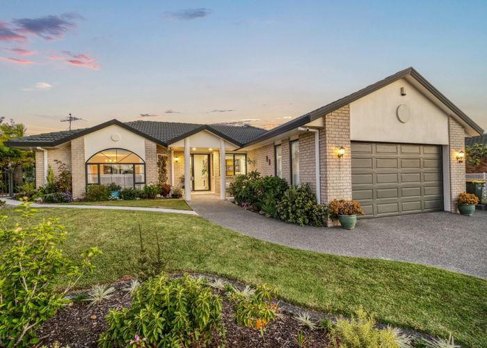  at 6 Fintona Place, Dannemora, Auckland