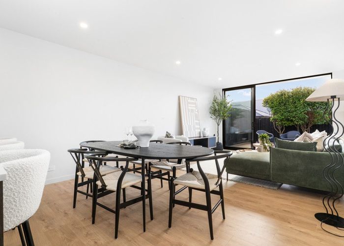  at 2/27 Division Street, Riccarton, Christchurch City, Canterbury