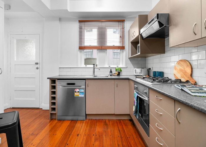  at 17B Whitaker Place, Grafton, Auckland City, Auckland