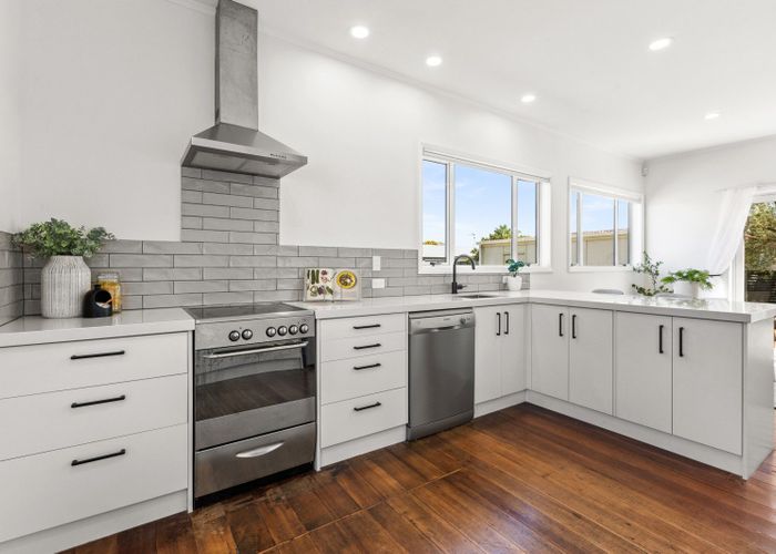  at 44 Douglas Mclean Avenue, Marewa, Napier