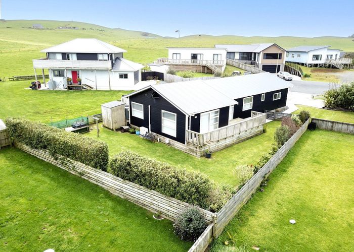 at 3 Tua Tua Place, Baylys Beach, Kaipara, Northland